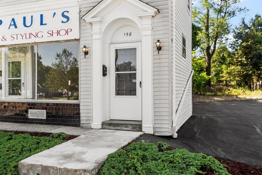 158 Fairhaven Rd, Worcester, MA à vendre - Photo de l’immeuble – Image 2 sur 46