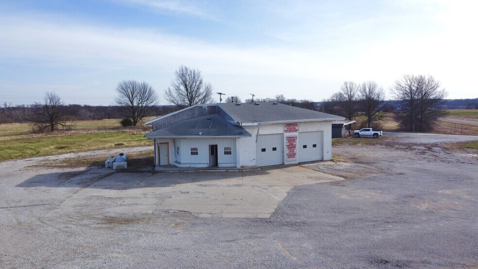 52268-A Business Highway 5, Milan, MO à vendre - Photo de l’immeuble – Image 3 sur 10