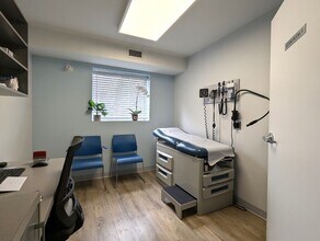 2910 Dufferin St, Toronto, ON à louer Photo intérieure– Image 2 sur 19