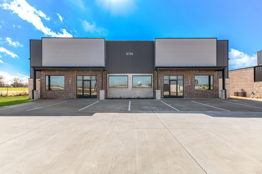 6723 W Interstate 30, Royse City, TX à louer - Photo de l’immeuble – Image 2 sur 41