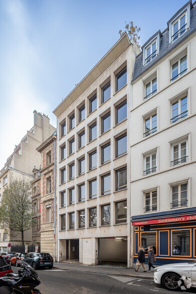 25 Rue D'Artois, Paris à louer - Photo de l’immeuble – Image 2 sur 3