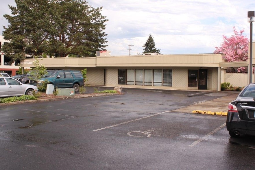862 SE Oak St, Hillsboro, OR à vendre - Photo de l’immeuble – Image 2 sur 23