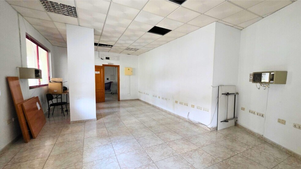 Local commercial dans Almería, Almería à louer - Photo intérieure – Image 1 sur 4