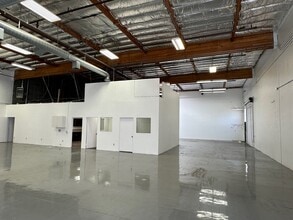 1830 Lockwood St, Oxnard, CA à louer Photo de l’immeuble– Image 2 sur 23