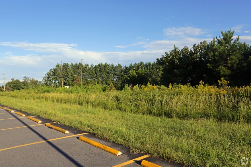 Hwy 15-501 & 64 By-pass, Pittsboro, NC à vendre - Photo principale – Image 1 sur 9