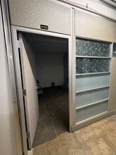 7220 N Lindbergh Blvd, Hazelwood, MO à louer Photo intérieure– Image 1 sur 3