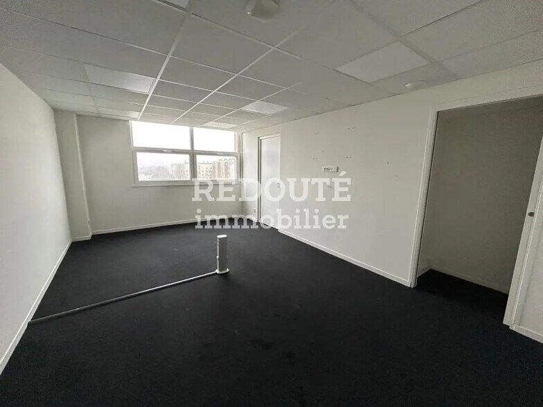 Bureau dans Bétheny à vendre - Photo intérieure – Image 2 sur 13