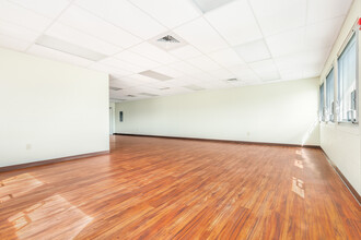 45-943 Kamehameha Hwy, Kaneohe, HI à louer Photo de l’immeuble– Image 2 sur 3