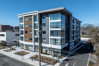 Plus de détails pour 920-924 Farmington Ave, West Hartford, CT - Bureau/Local commercial à louer