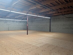 2120 S Main St, Los Angeles, CA à vendre Photo intérieure– Image 2 sur 5