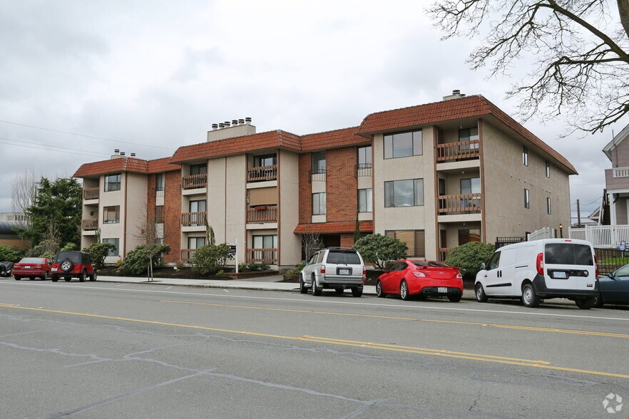3209 Colby Ave, Everett, WA à louer - Photo de l’immeuble – Image 1 sur 6