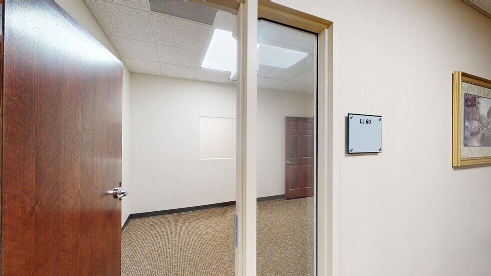 16151 Weber Rd, Joliet, IL à louer - Numérisation 3D Matterport – Image 2 sur 25