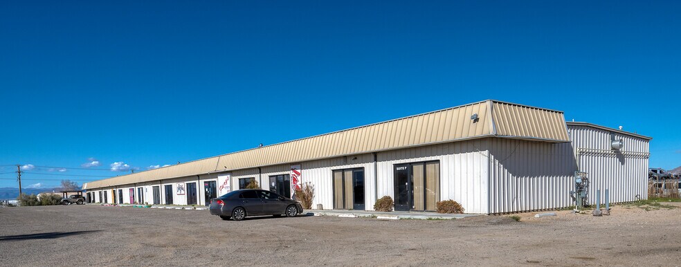 1353-1363 Inyokern Rd, Ridgecrest, CA à louer - Photo de l’immeuble – Image 2 sur 14
