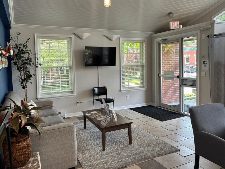 53 W Brandt Blvd, Salunga, PA à louer - Photo de l’immeuble – Image 3 sur 16