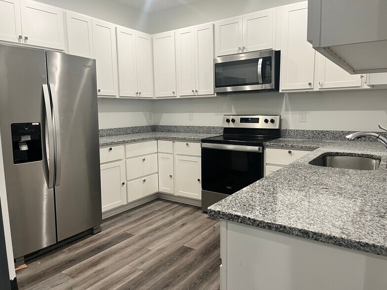 1179 7th St E, Saint Paul, MN à vendre - Photo intérieure – Image 2 sur 26