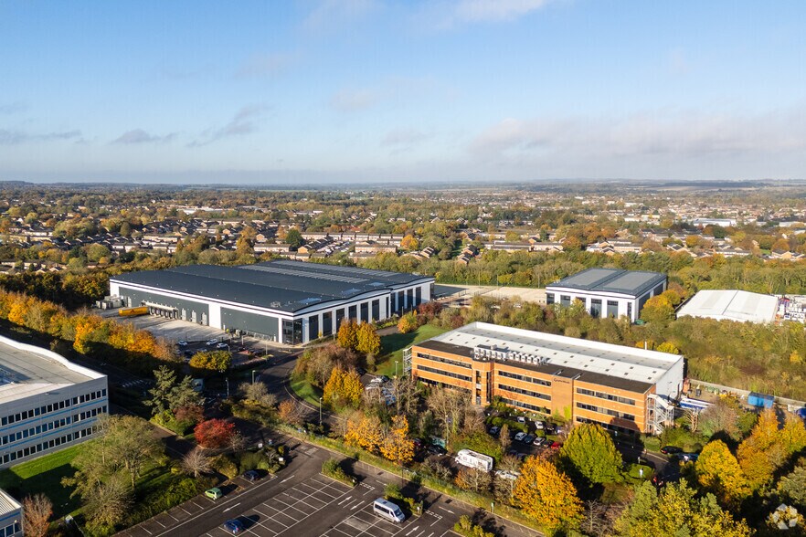 Jays Close, Basingstoke à louer - Photo de l’immeuble – Image 1 sur 67