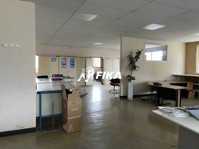 Bureau dans Colomiers à louer - Photo de l’immeuble – Image 2 sur 12