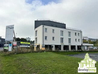 Plus de détails pour Bureau, Local commercial à louer