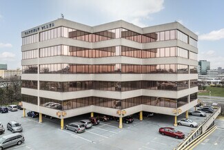 Plus de détails pour 1 Harmon Meadow Blvd, Secaucus, NJ - Bureau à louer