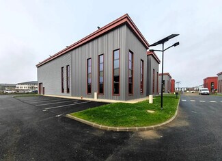 Plus de détails pour 5 Avenue Du Prieuré, Serris - Industriel/Logistique à louer