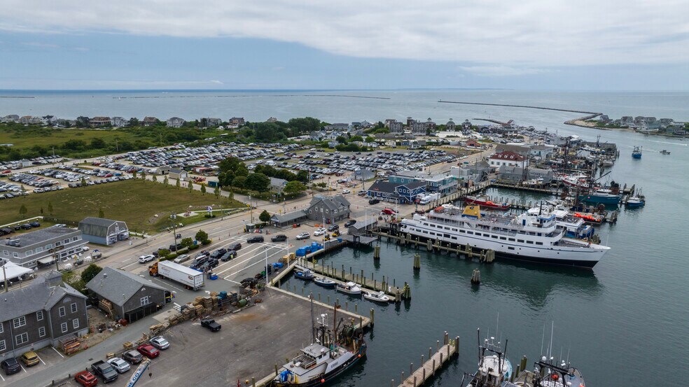 311 Great Island Rd, Narragansett, RI à vendre - Photo de l’immeuble – Image 3 sur 21