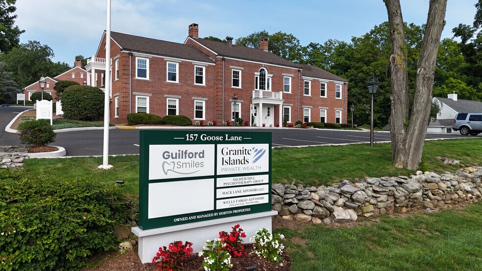 157 Goose Ln, Guilford, CT à louer - Photo de l’immeuble – Image 1 sur 7
