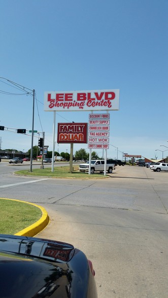 1301-1315 SW Lee Blvd, Lawton, OK à louer - Photo de l’immeuble – Image 2 sur 5