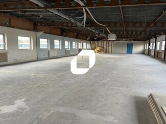 Plus de détails pour Bureau, Local d'activités à louer