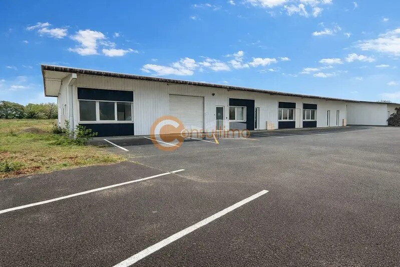 Bureau dans Martillac à vendre - Photo de l’immeuble – Image 2 sur 10