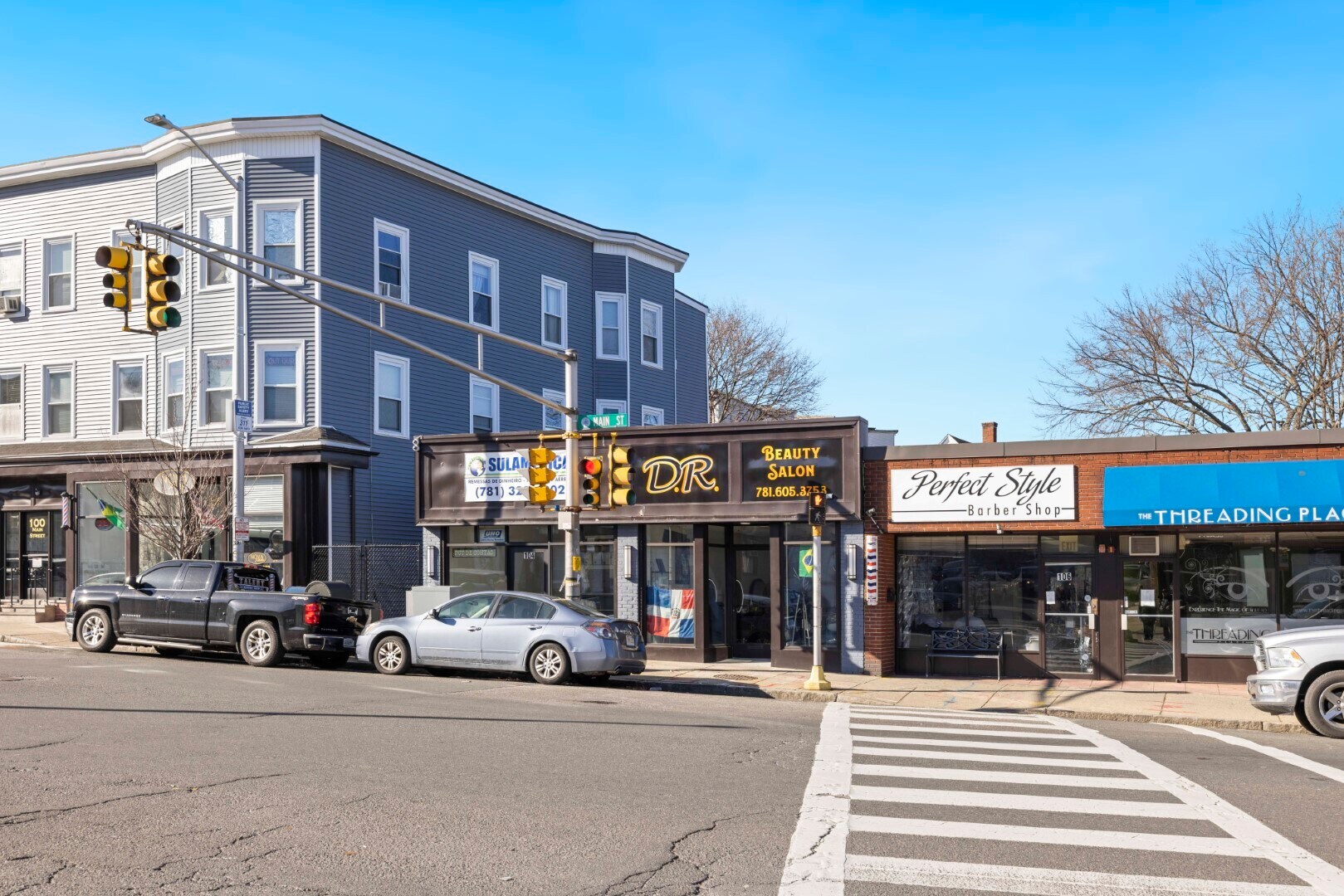 104 Main St, Malden, MA à louer Photo de l’immeuble– Image 1 sur 11