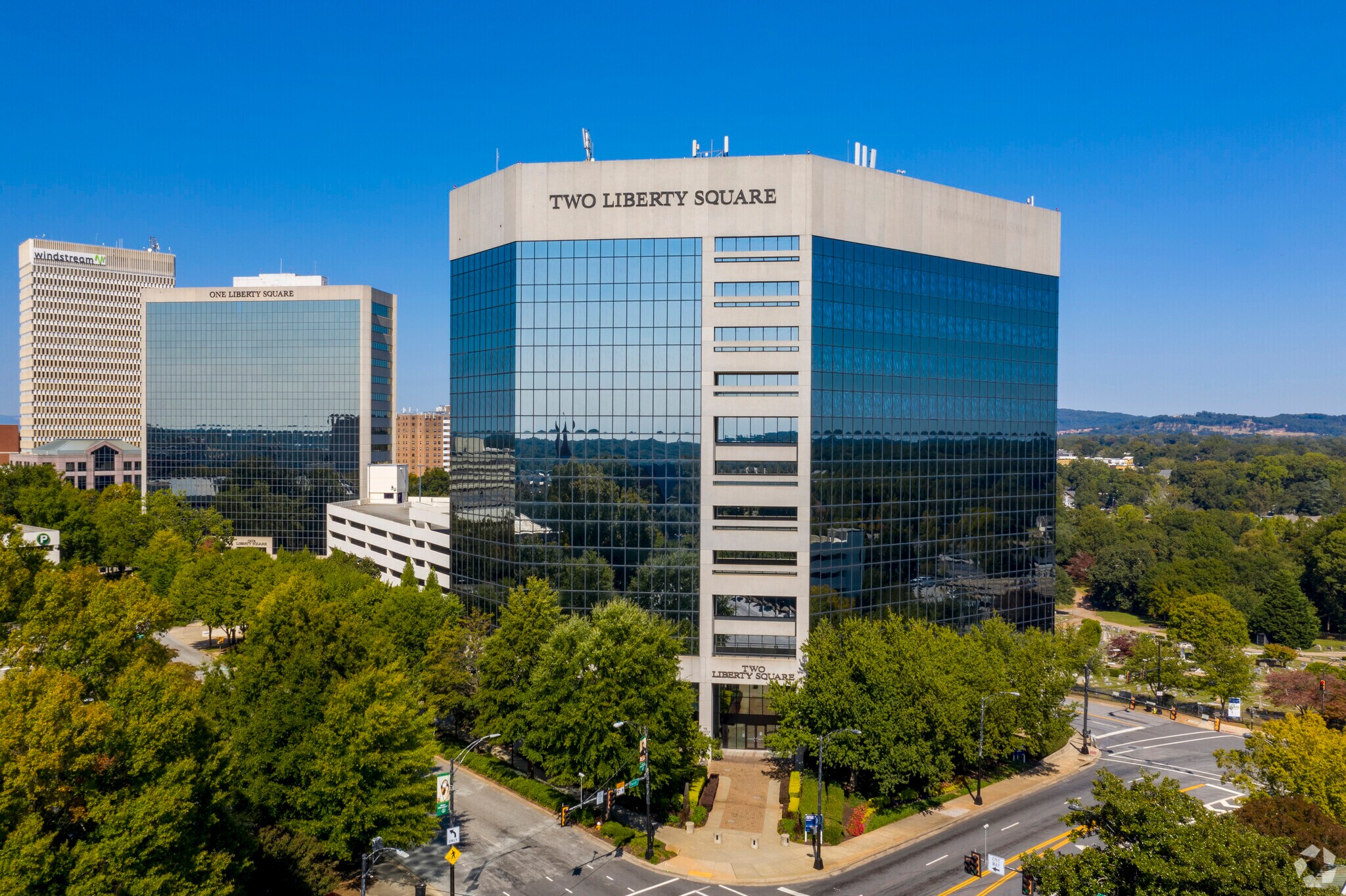 75 Beattie Pl, Greenville, SC à louer Photo principale– Image 1 sur 10
