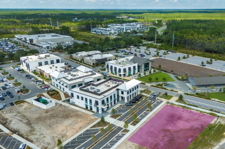 19 Plaza Way, Watersound, FL à louer - Photo de l’immeuble – Image 2 sur 13