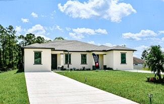 Plus de détails pour 2418 Xelda Ave N, Lehigh Acres, FL - Logement à vendre