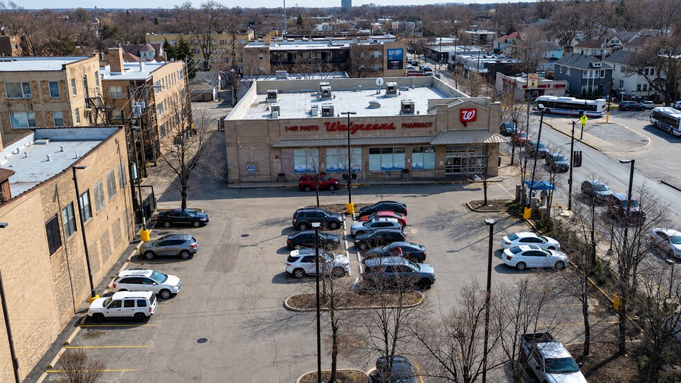 6301 S Kedzie Ave, Chicago, IL à vendre - Photo de l’immeuble – Image 2 sur 5