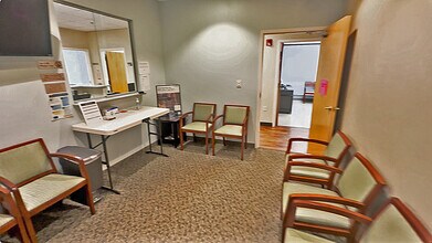 340 Maple St, Marlborough, MA à louer Photo intérieure– Image 1 sur 15