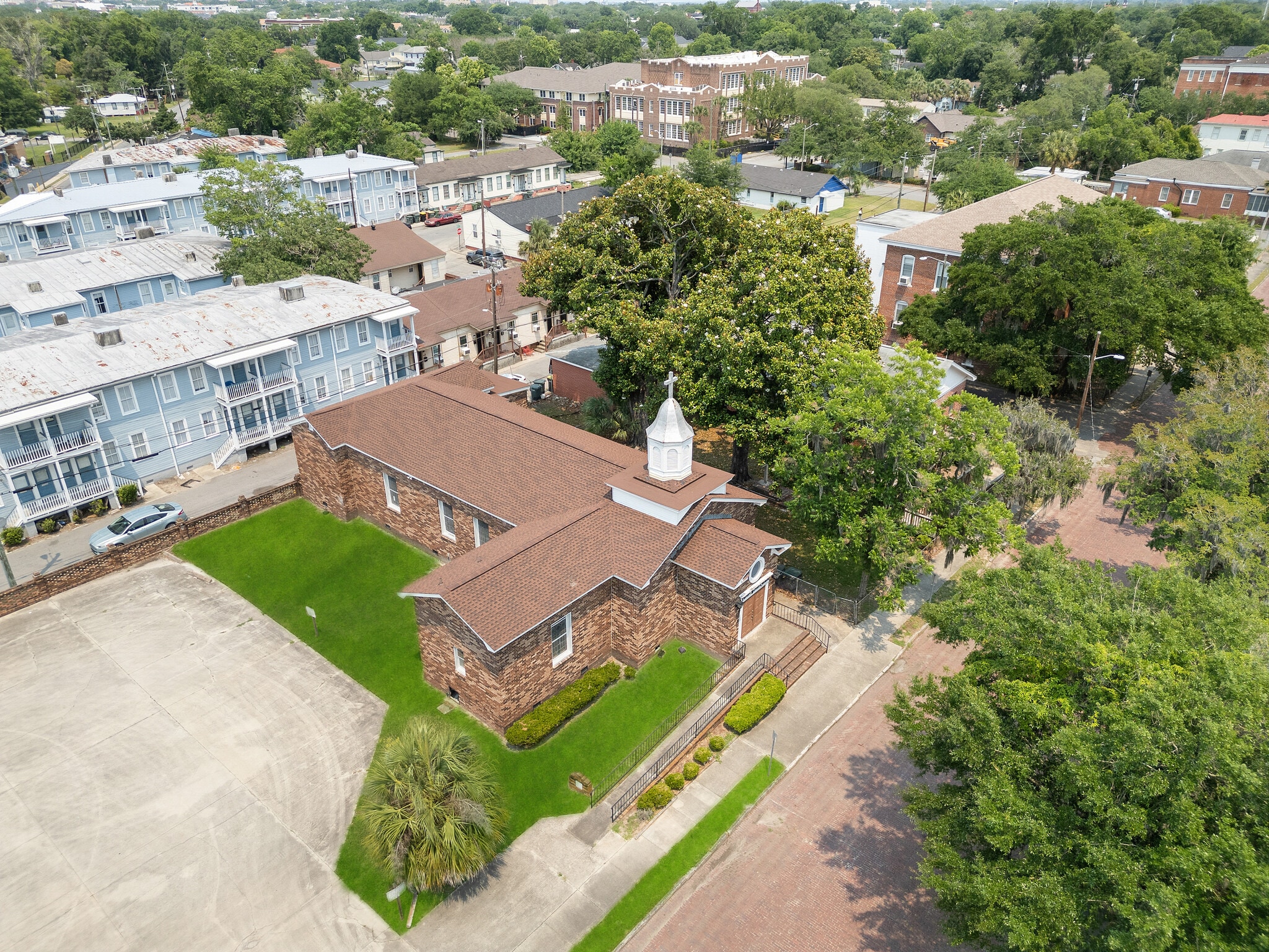 902 W 36th St, Savannah, GA à louer Photo de l’immeuble– Image 1 sur 40