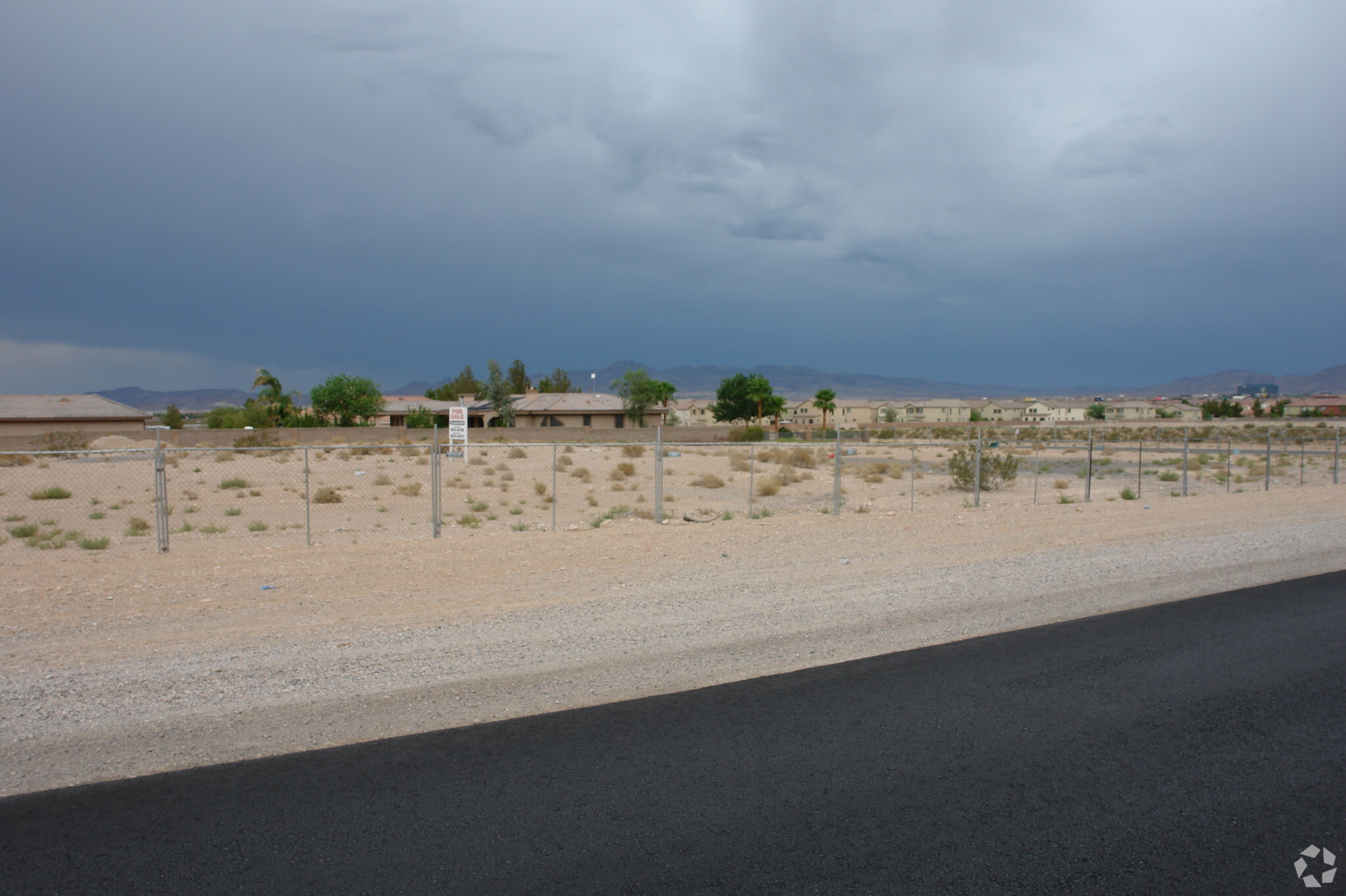 10560 S Valley View Blvd, Las Vegas, NV à vendre Photo principale– Image 1 sur 4