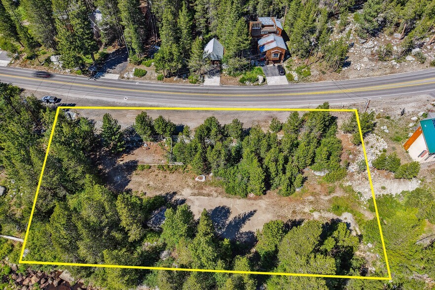 21615-21581 Donner Pass Rd, Soda Springs, CA à vendre - Photo de l’immeuble – Image 2 sur 14
