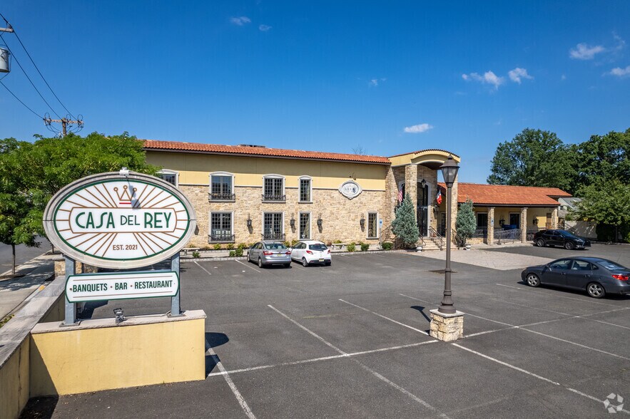 147 W Westfield Ave, Roselle Park, NJ à vendre - Photo de l’immeuble – Image 3 sur 7