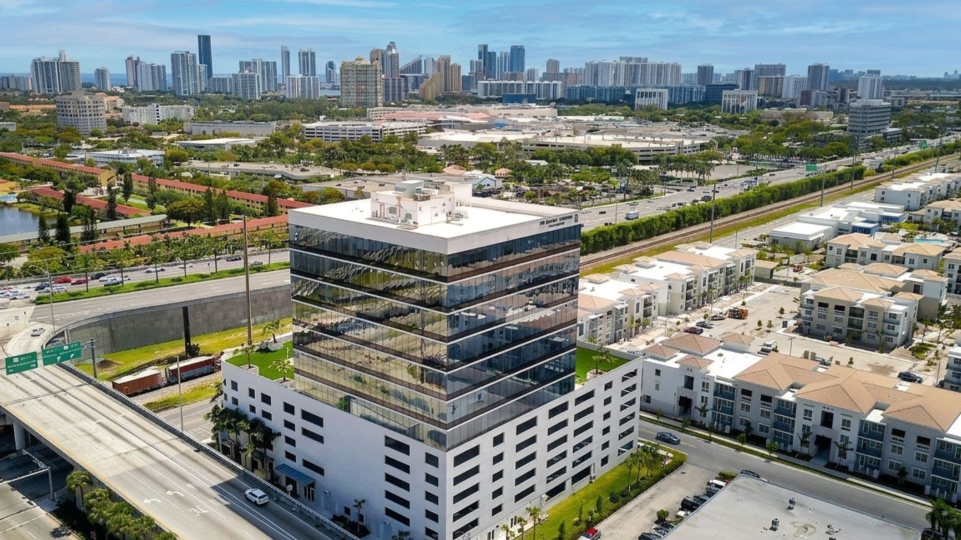 20200 W dixie Hwy, Aventura, FL à louer Photo intérieure– Image 1 sur 11