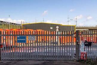 Plus de détails pour 2 Oliver Close, Grays - Industriel/Logistique à louer