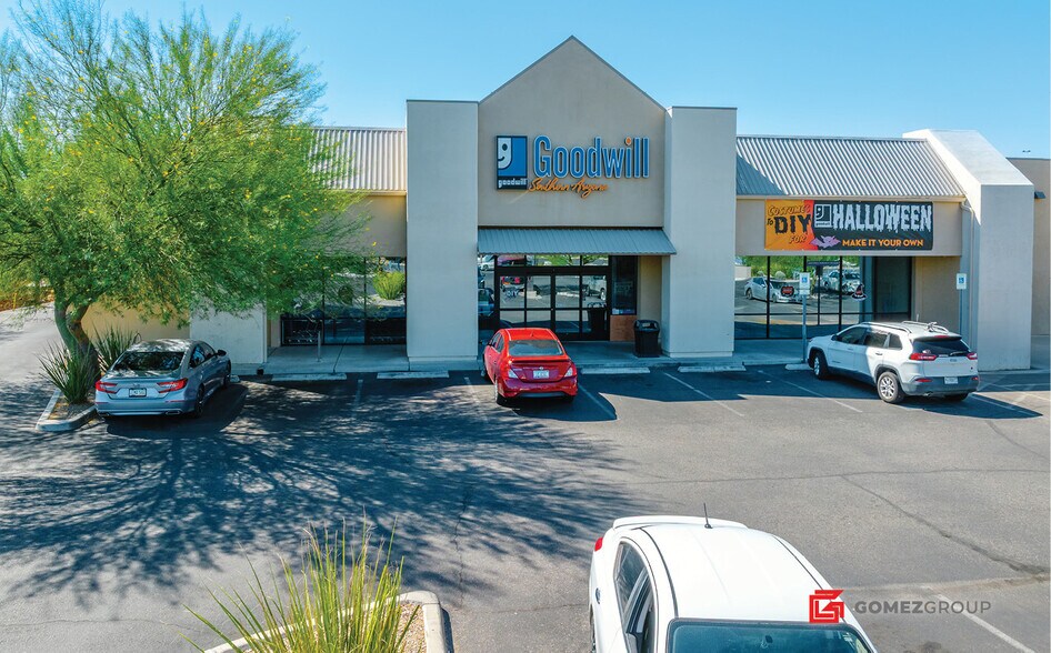 8358 E Broadway Blvd, Tucson, AZ à vendre - Photo de l’immeuble – Image 3 sur 17