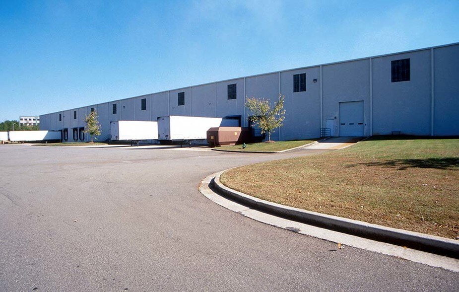 166 Etowah Industrial Ct, Canton, GA à louer - Photo de l’immeuble – Image 2 sur 4