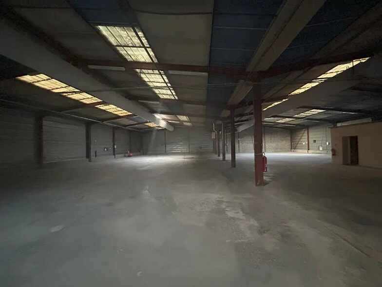 Industriel/Logistique dans Bron à vendre - Photo intérieure – Image 2 sur 3