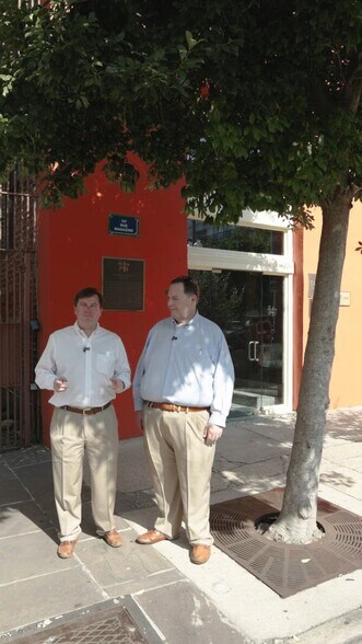 747 Magazine St, New Orleans, LA à vendre - Vidéo sur l’annonce professionnelle – Image 2 sur 2