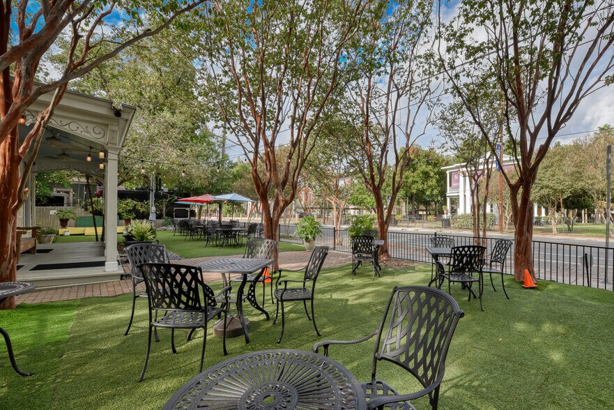 1102 S Alamo St, San Antonio, TX à vendre - Photo de l’immeuble – Image 2 sur 28