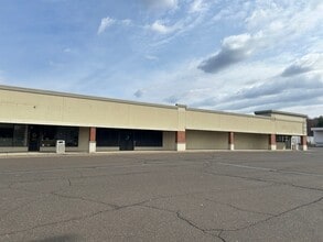 950-978 N Colony Rd, Wallingford, CT à louer Photo intérieure– Image 1 sur 4