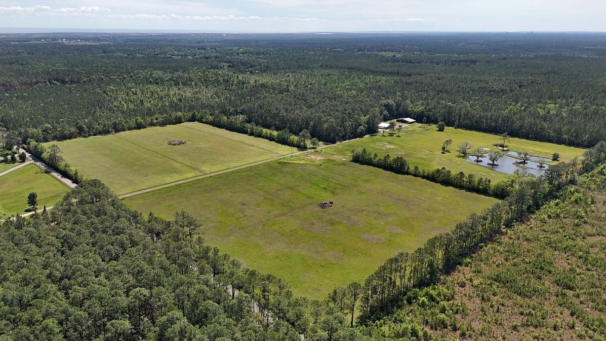6067 Dan Garcia Rd, Bay Saint Louis, MS à vendre Aérien– Image 1 sur 6