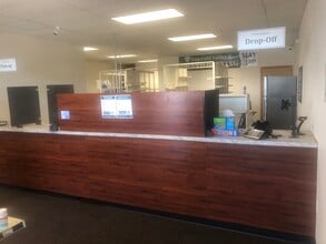 164-182 Melton Rd, Creswell, OR à louer Photo de l’immeuble– Image 2 sur 9