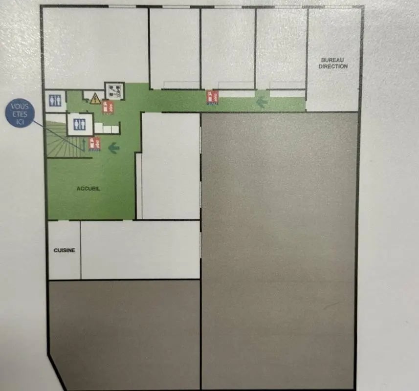 Bureau dans La Ciotat à louer Plan d’étage– Image 1 sur 2